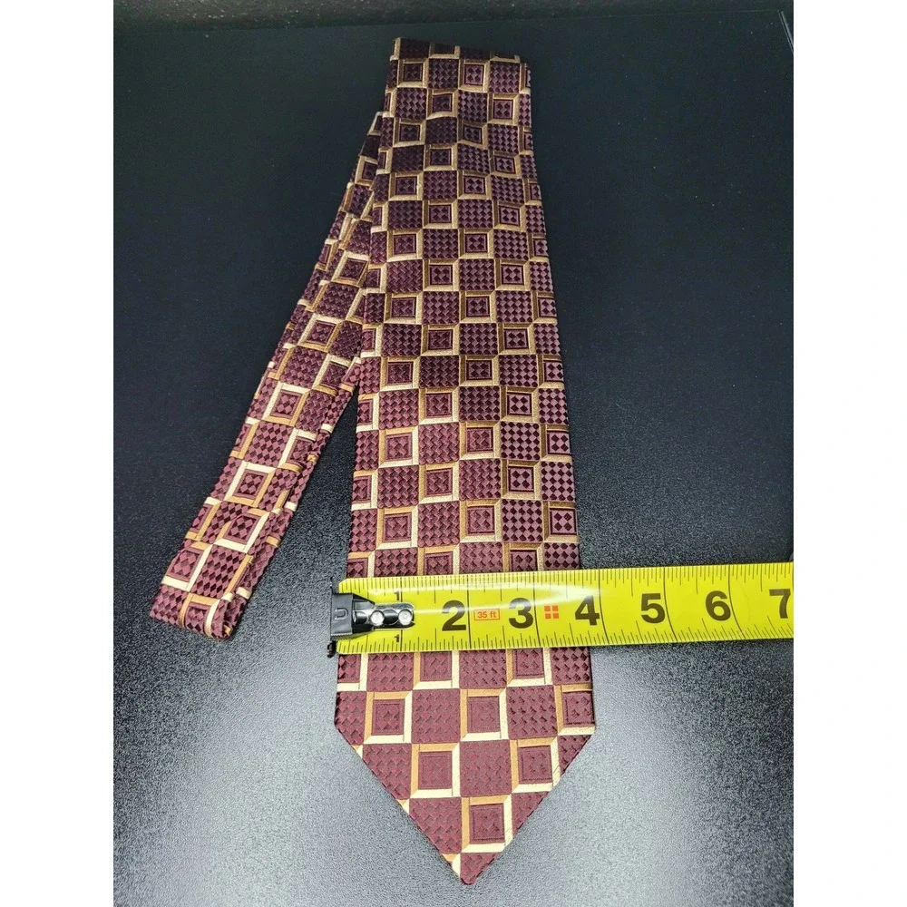 Ermenegildo Zegna Men's Necktie Burgundy Geometric Silk 3.75